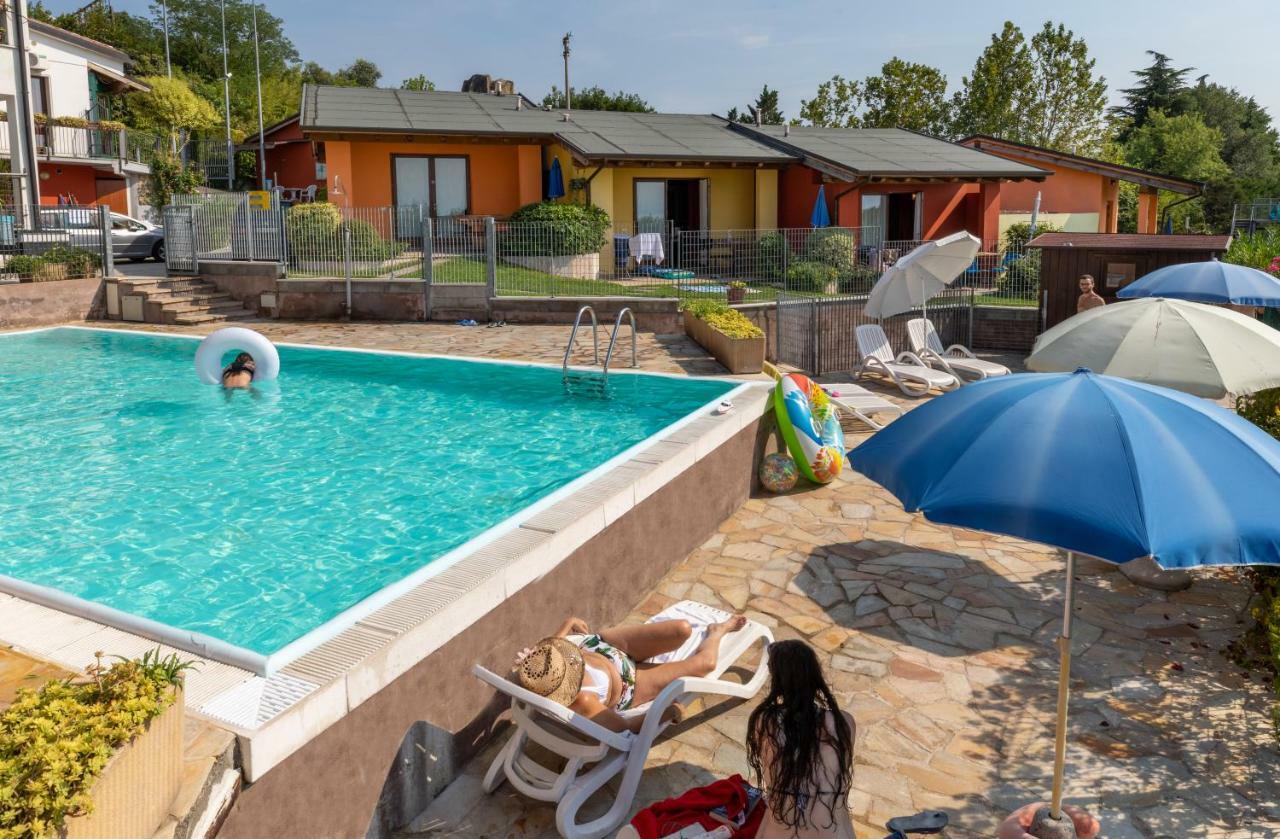 Aparthotel Borgo Blu Poggio Lazise Exterior foto